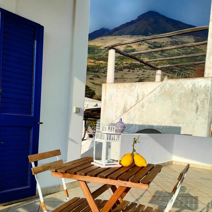 The Lighthouse Room Estrómboli Exterior foto